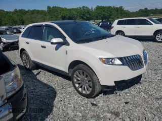 2014 Lincoln MKX with VIN 2LMDJ6JK9EBL08646, listed as a Copart auction lot 51580575 with 90,484 mi miles and Salvage Title. Bid and sale history available at DreamBid. Image 4.