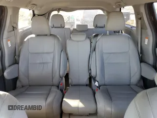 2017 Toyota Sienna XLE Auto Access Seat with VIN 5TDYZ3DC4HS805975, listed as a Copart auction lot 52380405 with 138,276 mi miles and Salvage Title. Bid and sale history available at DreamBid. Image 10.