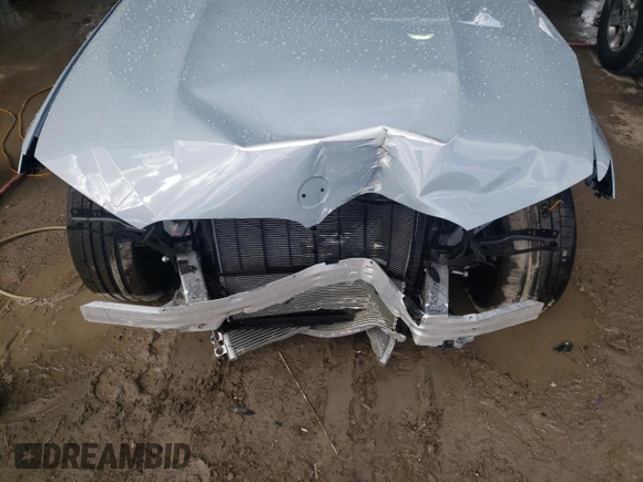 2022 BMW X3 M z VIN 5YM13EC0XN9M66145, wystawiony jako Copart lot #39769893 z przebiegiem 1682 mil mil oraz . Historia ofert i sprzedaży dostępna na DreamBid. Obrazek 12.