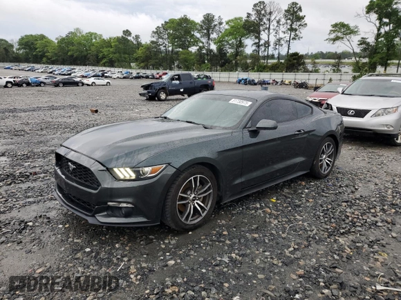 2016 Ford Mustang EcoBoost z VIN 1FA6P8TH3G5217146, wystawiony jako Copart lot #51730975 z przebiegiem 105 160 mil mil oraz Szkoda całkowita • Salvage title. Historia ofert i sprzedaży dostępna na DreamBid. Obrazek 1.