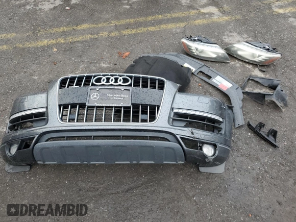 2014 Audi Q7 Premium Plus with VIN WA1LMAFE8ED015737, listed as a Copart auction lot 62099545 with 129,505 mi miles and Salvage title. Bid and sale history available at DreamBid. Image 13.