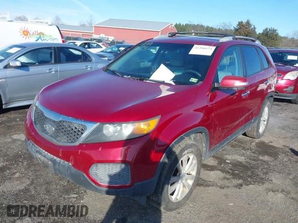 2011 Kia Sorento LX with VIN 5XYKT4A29BG085053, listed as a IAAI auction lot 41390173 with 258,761 mi miles. Bid and sale history available at carsss.com. Image 2.