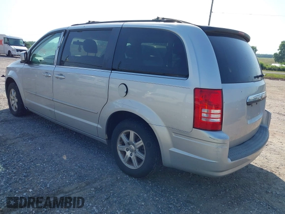 2008 Chrysler Town & Country Touring with VIN 2A8HR54P68R103852, listed as a IAAI auction lot 42588586 with 165,022 mi miles and . Bid and sale history available at DreamBid. Image 3.