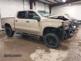 2022 Chevrolet Silverado 1500 Custom Trail Boss with VIN 3GCUDCET5NG525214, listed as a IAAI auction lot 41617438 with 56,640 mi miles and . Bid and sale history available at DreamBid. Image 1.