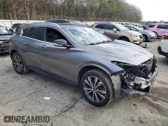 2017 Infiniti QX30 Luxury z VIN SJKCH5CR2HA020394, wystawiony jako Copart lot #44403755 z przebiegiem 85 179 mil mil oraz Szkoda całkowita • Salvage title. Historia ofert i sprzedaży dostępna na DreamBid. Obrazek 4.