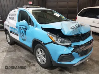 2017 Chevrolet Trax LT z VIN 3GNCJPSB5HL211184, wystawiony jako IAAI lot #42388163 z przebiegiem 66 374 mil mil oraz . Historia ofert i sprzedaży dostępna na DreamBid. Obrazek 1.