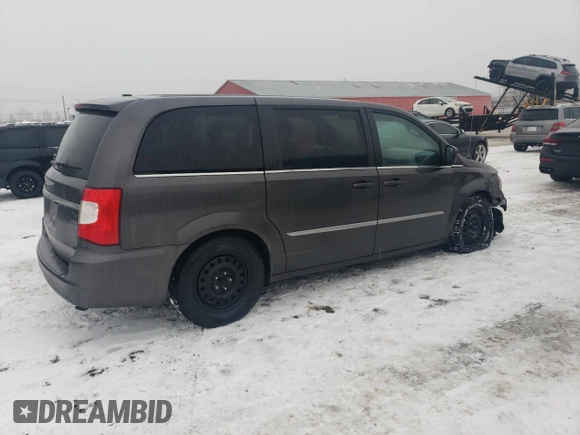 2015 Chrysler Town & Country S with VIN 2C4RC1HG2FR725832, listed as a Copart auction lot 41791145 with 196,273 mi miles and Clean Title. Bid and sale history available at DreamBid. Image 3.