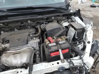 2018 Toyota RAV4 Limited z VIN JTMYFREV5JJ734591, wystawiony jako Copart lot #69866165 z przebiegiem 77 987 mil mil oraz Szkoda całkowita • Salvage title. Historia ofert i sprzedaży dostępna na DreamBid. Obrazek 17.