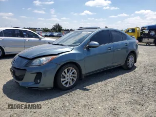 2012 Mazda 3 i Touring с VIN JM1BL1V87C1577627, выставлен на аукционе Copart как лот 54536275 с пробегом 132 227 миль миль и Списание • Salvage title. История ставок и продаж доступна на DreamBid. Изображение 1.