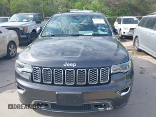 2017 Jeep Grand Cherokee Overland z VIN 1C4RJECG1HC614740, wystawiony jako IAAI lot #41912523 z przebiegiem 177 353 mil mil oraz . Historia ofert i sprzedaży dostępna na DreamBid. Obrazek 6.