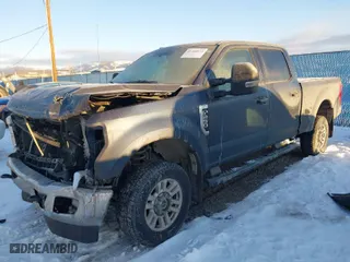 2019 Ford Super Duty F-250 SRW XL with VIN 1FT7W2B64KEC00573, listed as a IAAI auction lot 41360235 with 76,003 mi miles. Bid and sale history available at carsss.com. Image 2.