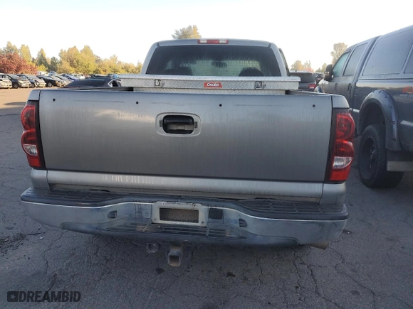 2007 Chevrolet Silverado 1500 Classic LT3 with VIN 1GCEK19Z77Z181417, listed as a Copart auction lot 74763084 with 229,530 mi miles and Salvage Title. Bid and sale history available at carsss.com. Image 6.