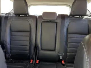 2019 Ford Escape Titanium with VIN 1FMCU9J91KUA15536, listed as a Copart auction lot 49584235 with 158,014 mi miles and Clean Title. Bid and sale history available at carsss.com. Image 10.