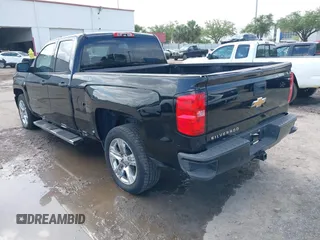 2018 Chevrolet Silverado 1500 Custom with VIN 1GCRCPEC3JZ329430, listed as a IAAI auction lot 42122097 with 199,580 mi miles. Bid and sale history available at carsss.com. Image 3.