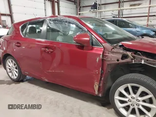 2011 Lexus CT 200h z VIN JTHKD5BH6B2042420, wystawiony jako IAAI lot #41700918 z przebiegiem 131 348 mil mil oraz . Historia ofert i sprzedaży dostępna na DreamBid. Obrazek 18.