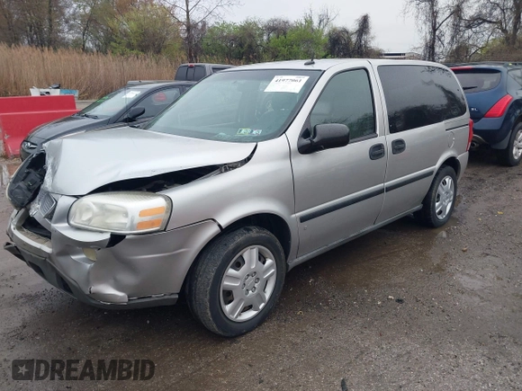 2007 Chevrolet Uplander LS z VIN 1GNDU23197D121853, wystawiony jako IAAI lot #41977061 z przebiegiem 128 316 mil mil oraz . Historia ofert i sprzedaży dostępna na DreamBid. Obrazek 2.