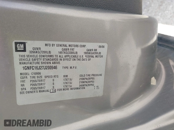 2007 Chevrolet Suburban LT with VIN 1GNFC16J27J200946, listed as a IAAI auction lot 42745650 with Not provided miles and . Bid and sale history available at DreamBid. Image 9.