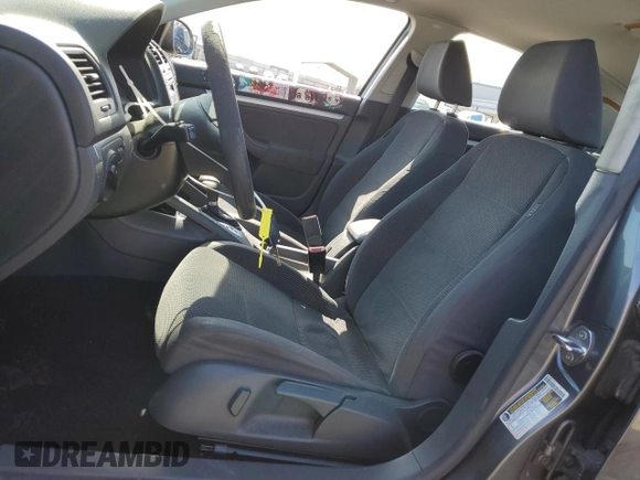 2009 Volkswagen Jetta S с VIN 3VWJZ71K49M014297, выставлен на аукционе Copart как лот 57055395 с пробегом 129 029 миль миль и Чистый • Clean title. История ставок и продаж доступна на DreamBid. Изображение 7.
