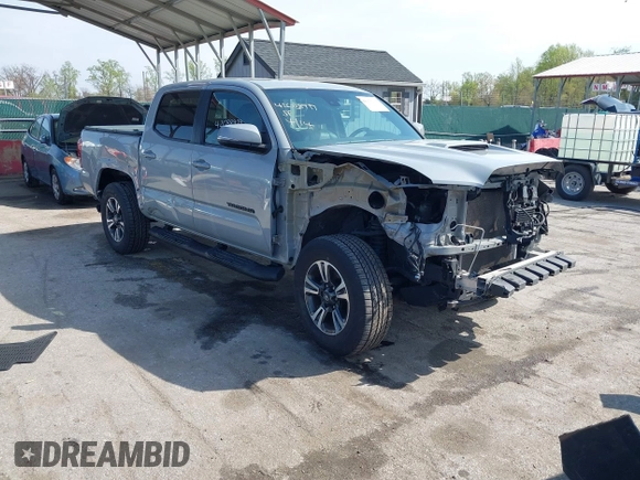 2018 Toyota Tacoma SR with VIN 3TMCZ5AN6JM170128, listed as a IAAI auction lot 42038979 with 59,497 mi miles. Bid and sale history available at carsss.com. Image 1.