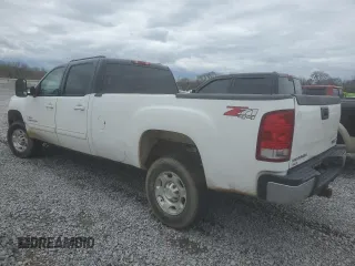 2008 GMC Sierra 3500HD SRW SLT z VIN 1GTHK33698F143679, wystawiony jako Copart lot #50170115 z przebiegiem 417 088 mil mil oraz Czysty tytuł • Clean title. Historia ofert i sprzedaży dostępna na DreamBid. Obrazek 2.