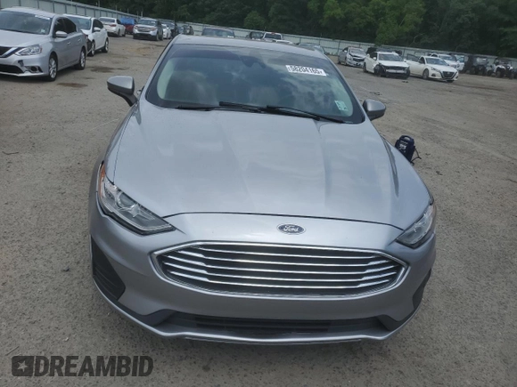 2020 Ford Fusion SE with VIN 3FA6P0LUXLR211723, listed as a Copart auction lot 58204165 with Not provided miles and Salvage title. Bid and sale history available at DreamBid. Image 5.