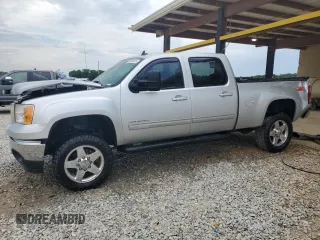 2012 GMC Sierra 2500HD SLT with VIN 1GT121C89CF218297, listed as a Copart auction lot 55236415 with 155,725 mi miles and Salvage title. Bid and sale history available at DreamBid. Image 1.