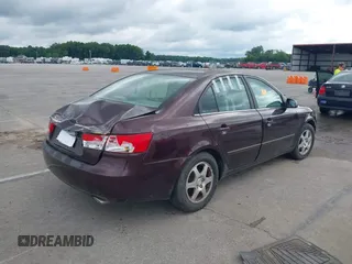 2006 Hyundai Sonata GLS z VIN 5NPEU46F06H095040, wystawiony jako IAAI lot #42530027 z przebiegiem 166 268 mil mil oraz . Historia ofert i sprzedaży dostępna na DreamBid. Obrazek 4.