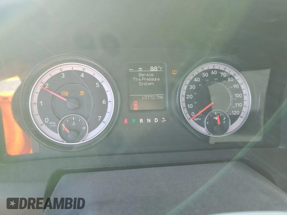 2022 Ram 1500 Tradesman with VIN 3C6JR6DG2NG374477, listed as a Copart auction lot 47071815 with 13,772 mi miles and Salvage title. Bid and sale history available at DreamBid. Image 9.