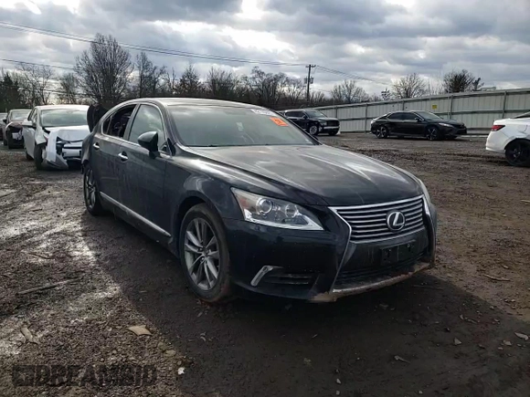 2015 Lexus LS 460 z VIN JTHCL5EF7F5023557, wystawiony jako Copart lot #42178425 z przebiegiem Nie podano mil oraz Szkoda całkowita • Salvage title. Historia ofert i sprzedaży dostępna na DreamBid. Obrazek 10.