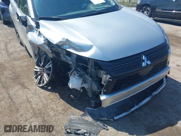 2024 Mitsubishi Eclipse Cross SE with VIN JA4ATWAA5RZ042284, listed as a IAAI auction lot 42709019 with 30,934 mi miles and . Bid and sale history available at DreamBid. Image 6.