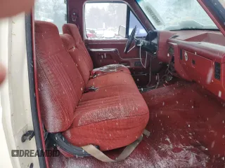 1989 Ford F-250 with VIN 1FTHF26H1KLA36131, listed as a Copart auction lot 44291385 with 85,183 mi miles and Clean Title. Bid and sale history available at carsss.com. Image 10.