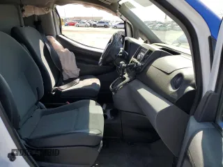 2017 Chevrolet City Express Cargo LS z VIN 3N63M0YN0HK701964, wystawiony jako Copart lot #51063105 z przebiegiem Nie podano mil oraz Szkody całkowita. Historia ofert i sprzedaży dostępna na DreamBid. Obrazek 7.