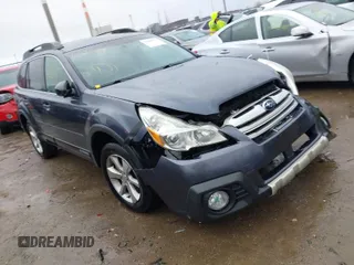 2014 Subaru Outback 3.6R Limited with VIN 4S4BRDLC9E2244328, listed as a IAAI auction lot 41084327 with 156,345 mi miles. Bid and sale history available at carsss.com. Image 1.