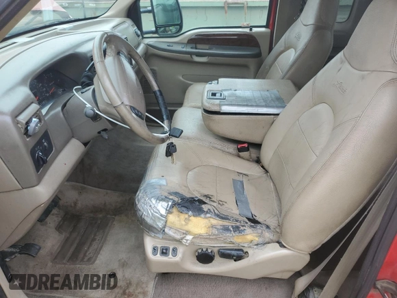 2000 Ford F-250 XL с VIN 1FTNX21F0YEC22018, выставлен на аукционе Copart как лот 65368895 с пробегом 194 738 миль миль и Списание • Salvage title. История ставок и продаж доступна на DreamBid. Изображение 7.