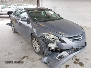 2011 Mazda Mazda6 i Touring with VIN 1YVHZ8CH8B5M30397, listed as a IAAI auction lot 41841497 with 181,744 mi miles. Bid and sale history available at carsss.com. Image 1.