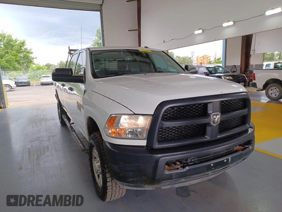 2017 Ram 2500 Tradesman z VIN 3C6TR5HT0HG771975, wystawiony jako IAAI lot #42801757 z przebiegiem 185 058 mil mil oraz . Historia ofert i sprzedaży dostępna na DreamBid. Obrazek 13.