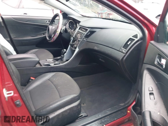 2012 Hyundai Sonata SE with VIN 5NPEC4AB3CH440001, listed as a IAAI auction lot 41869012 with 175,378 mi miles and . Bid and sale history available at carsss.com. Image 5.