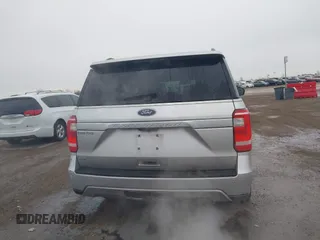 2018 Ford Expedition XLT with VIN 1FMJU1HT5JEA22248, listed as a IAAI auction lot 41253595 with 56,587 mi miles. Bid and sale history available at carsss.com. Image 16.