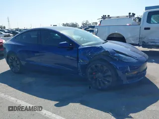 2022 Tesla Model 3 Performance with VIN 5YJ3E1EC5NF315764, listed as a IAAI auction lot 41760552 with 22,354 mi miles and . Bid and sale history available at carsss.com. Image 13.