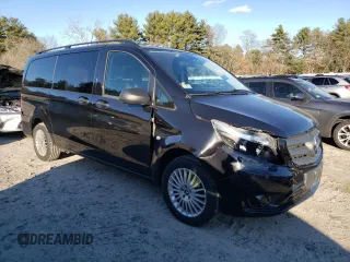 2020 Mercedes-Benz Metris with VIN W1WV0FEY7L3763633, listed as a Copart auction lot 82756324 with 35,263 mi miles and Salvage Title. Bid and sale history available at DreamBid. Image 4.