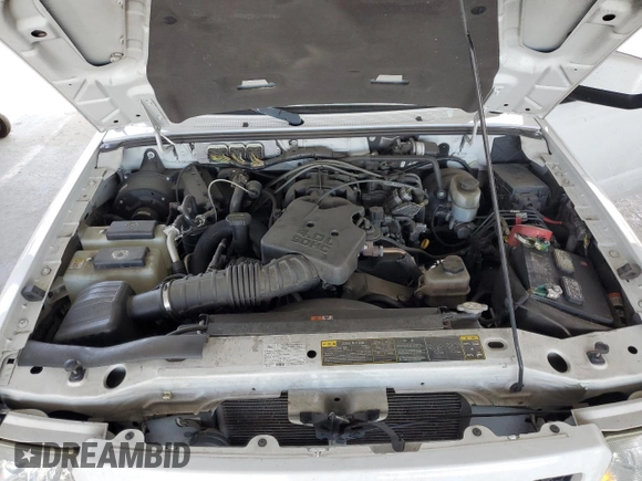 2011 Ford Ranger XLT with VIN 1FTLR4FE4BPA81673, listed as a Copart auction lot 61954995 with 151,836 mi miles and Salvage title. Bid and sale history available at DreamBid. Image 11.