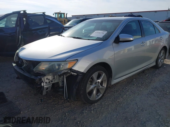2012 Toyota Camry SE with VIN 4T1BK1FK8CU018613, listed as a IAAI auction lot 41016706 with 132,794 mi miles. Bid and sale history available at carsss.com. Image 20.