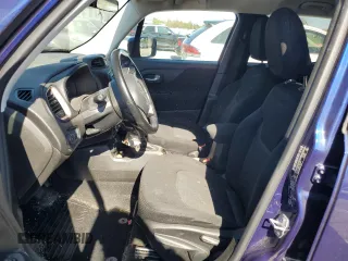 2017 Jeep Renegade Latitude z VIN ZACCJBBB5HPF56069, wystawiony jako Copart lot #74359274 z przebiegiem 153 998 mil mil oraz Nie do naprawy. Historia ofert i sprzedaży dostępna na DreamBid. Obrazek 7.