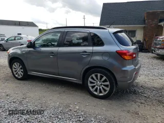 2011 Mitsubishi Outlander SE z VIN JA4AP4AU7BZ013457, wystawiony jako Copart lot #58860505 z przebiegiem 221 993 mil mil oraz Szkoda całkowita • Salvage title. Historia ofert i sprzedaży dostępna na DreamBid. Obrazek 2.