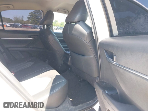 2019 Toyota Camry LE z VIN 4T1B11HK6KU266275, wystawiony jako IAAI lot #41978900 z przebiegiem 84 202 mil mil oraz . Historia ofert i sprzedaży dostępna na DreamBid. Obrazek 8.