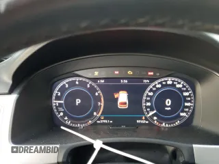 2018 Volkswagen Atlas SEL Premium z VIN 1V2NR2CAXJC573725, wystawiony jako Copart lot #81723714 z przebiegiem 97 157 mil mil oraz Szkoda całkowita • Salvage title. Historia ofert i sprzedaży dostępna na DreamBid. Obrazek 9.