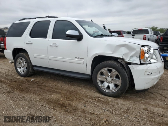 2013 GMC Yukon SLE with VIN 1GKS1AE04DR205296, listed as a Copart auction lot 83853164 with 111,408 mi miles and Salvage Title. Bid and sale history available at carsss.com. Image 4.