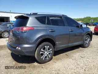 2017 Toyota RAV4 LE z VIN 2T3BFREVXHW578601, wystawiony jako Copart lot #56885775 z przebiegiem 93 393 mil mil oraz Szkoda całkowita • Salvage title. Historia ofert i sprzedaży dostępna na DreamBid. Obrazek 3.