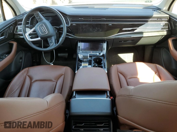 2020 Audi Q7 Premium z VIN WA1AXAF71LD005113, wystawiony jako Copart lot #39551684 z przebiegiem 61 912 mil mil oraz . Historia ofert i sprzedaży dostępna na DreamBid. Obrazek 8.