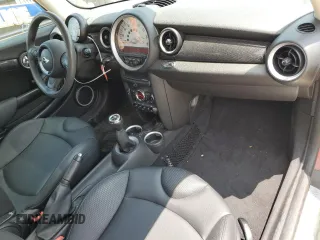2013 MINI Hardtop S with VIN WMWSV3C59DT479278, listed as a Copart auction lot 60031535 with 82,166 mi miles and Salvage title. Bid and sale history available at DreamBid. Image 8.